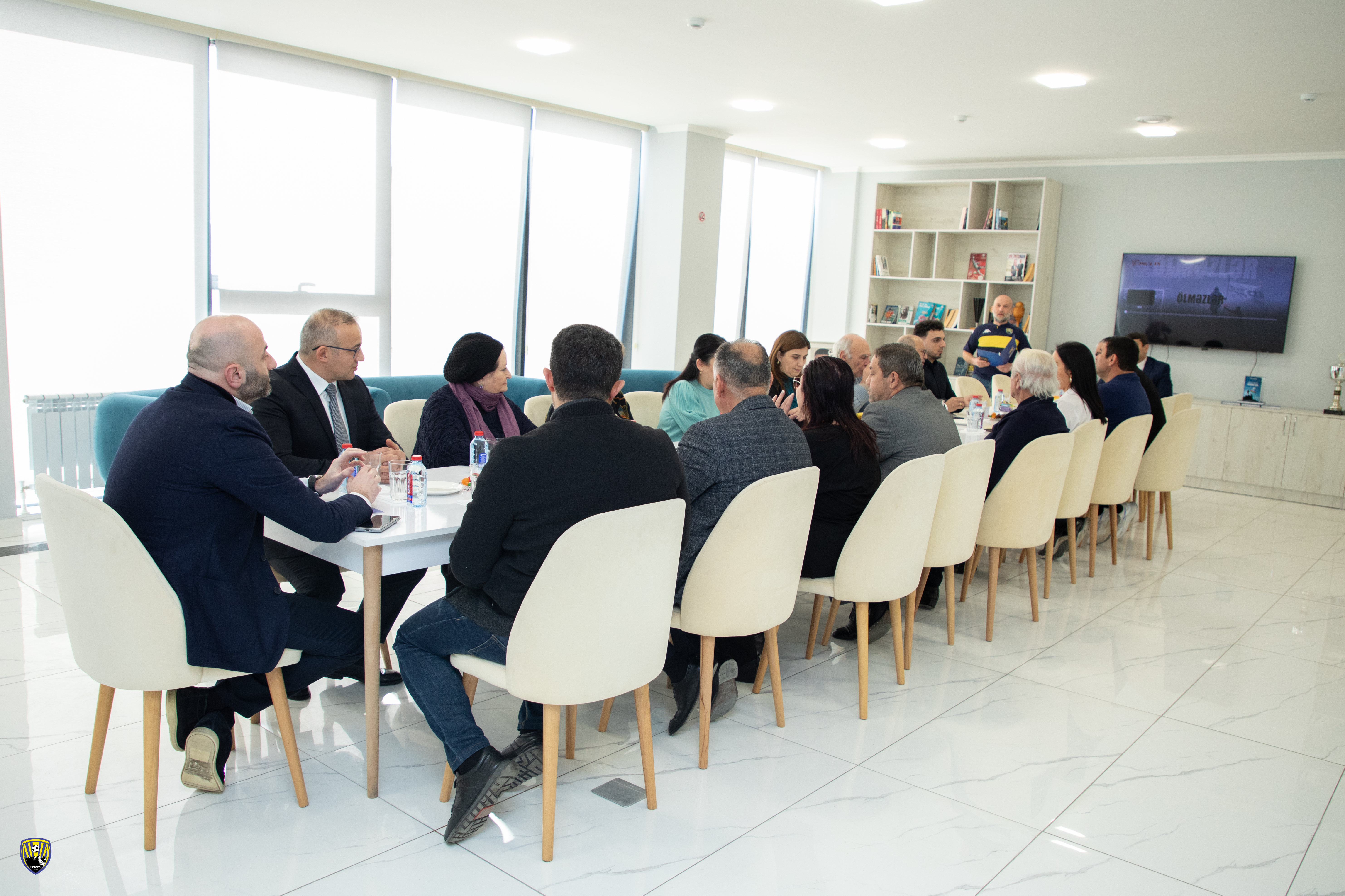 “Qayıtmayan igidim, zəfərimin İlqarı” kitabı “Kəpəz” PFK-da təqdim olunub