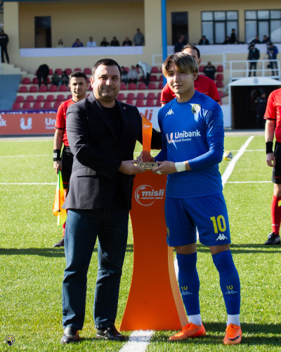 Ryonosuke Ohoriyə ayın qolu mükafatı təqdim olunub